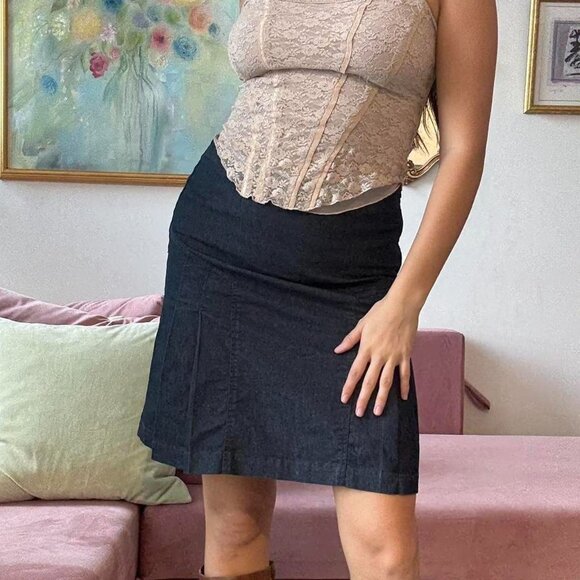 Jean Pleated Midi Skirt - Picture 2 of 5